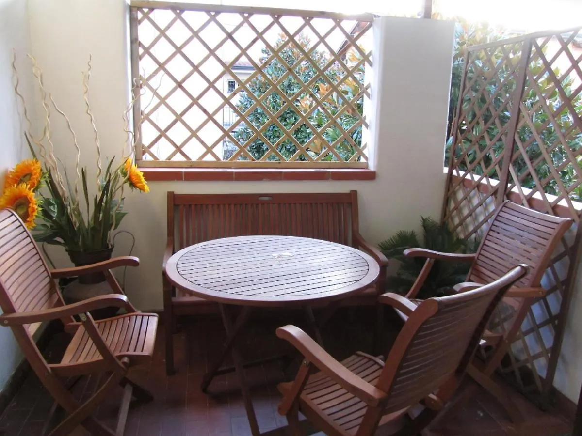 Apt Versilia Apartment Viareggio Italy