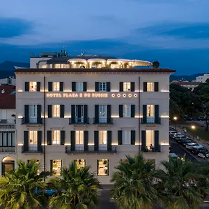 فندق Plaza E De Russie - Relais & Chateaux, فياريجيو